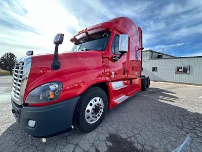 2019 Freightliner Cascadia Sleeper Cab 6x4, Semi Truck for sale #809651 - photo 1