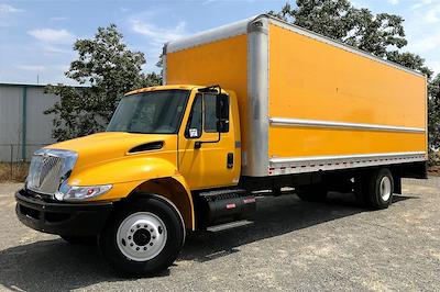 Used 2019 International DuraStar 4300 SBA 4x2, Box Truck for sale #491318 - photo 1