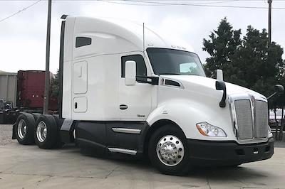 Used 2017 Kenworth T680 6x4, Semi Truck for sale #489235 - photo 1