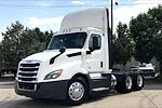 Used 2020 Freightliner Cascadia Day Cab 6x4, Semi Truck for sale #499504 - photo 3