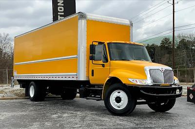 Used 2019 International DuraStar 4300 4x2, Box Truck for sale #491284 - photo 1
