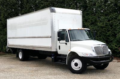 Used 2019 International DuraStar 4300 SBA 4x2, Box Truck for sale #497428 - photo 1