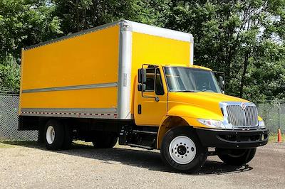Used 2018 International DuraStar 4300 4x2, Box Truck for sale #488079 - photo 1