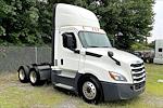 Used 2020 Freightliner Cascadia Day Cab 6x4, Semi Truck for sale #499101 - photo 1