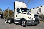 Used 2019 Freightliner Cascadia Day Cab 6x4, Semi Truck for sale #495378 - photo 1