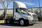 Used 2020 Freightliner Cascadia Day Cab 6x4, Semi Truck for sale #495603 - photo 4