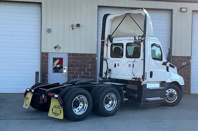 Used 2020 Freightliner Cascadia Day Cab 6x4, Semi Truck for sale #499501 - photo 2