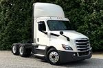 Used 2020 Freightliner Cascadia Day Cab 6x4, Semi Truck for sale #499092 - photo 1