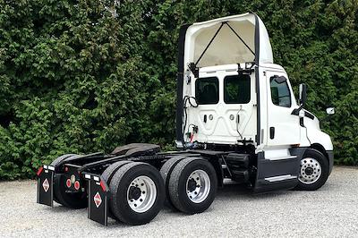 Used 2020 Freightliner Cascadia Day Cab 6x4, Semi Truck for sale #499494 - photo 2