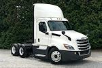 Used 2020 Freightliner Cascadia Day Cab 6x4, Semi Truck for sale #499494 - photo 1