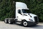 Used 2020 Freightliner Cascadia Day Cab 6x4, Semi Truck for sale #499507 - photo 1