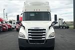 Used 2019 Freightliner Cascadia Sleeper Cab 6x4, Semi Truck for sale #494640 - photo 2