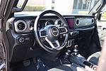 Used 2022 Jeep Gladiator Overland Crew Cab 4x4, Pickup for sale #201592A - photo 15