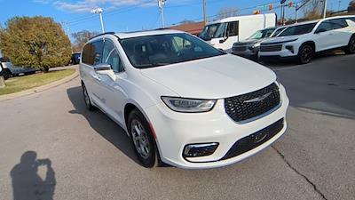 Used 2022 Chrysler Pacifica Limited AWD, Minivan for sale #3150069A - photo 1