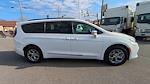 Used 2022 Chrysler Pacifica Limited AWD, Minivan for sale #3150069A - photo 3