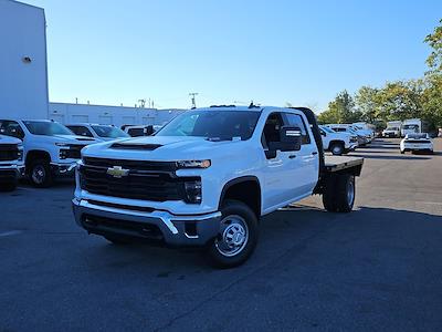 New 2025 Chevrolet Silverado 3500 Work Truck Crew Cab 4WD, Flatbed Truck for sale #F3150101 - photo 1