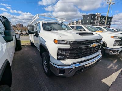 2025 Chevrolet Silverado 2500 Crew Cab 4WD, Cab Chassis for sale #F3150144 - photo 2