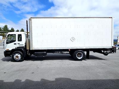 Used 1999 GMC T7500 Regular Cab 4x2, Box Truck for sale #S0080 - photo 1