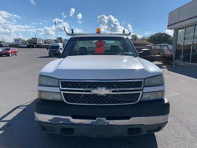 Used 2005 Chevrolet Silverado 2500 Regular Cab 4x2, Service Truck for sale #S0121 - photo 2