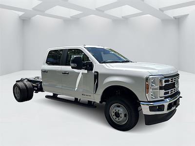 2024 Ford F-350 Crew Cab DRW 4x4, Cab Chassis for sale #AFC94613 - photo 1