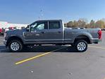 Used 2022 Ford F-250 XLT Crew Cab 4x4, Pickup for sale #C100695 - photo 3