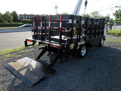 Used 2009 Chevrolet W4500 Regular Cab 4x2, Stake Bed for sale #VMCRANE123 - photo 2