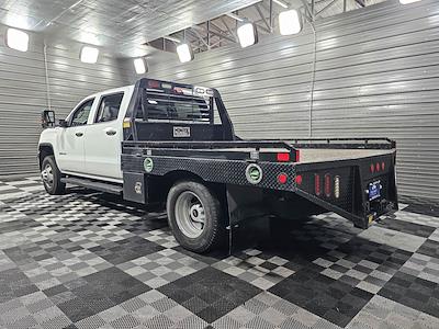 2019 GMC Sierra 3500 Crew Cab DRW 4x4, Flatbed Truck for sale #254581 - photo 2