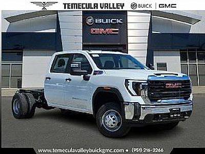 2024 GMC Sierra 3500 Crew Cab 4x2, Cab Chassis for sale #F240727 - photo 1