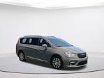 Used 2021 Chrysler Pacifica Pinnacle FWD, Minivan for sale #19AC3216 - photo 4