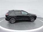 Used 2021 Jeep Cherokee Latitude Lux 4WD, SUV for sale #19C56185C - photo 3