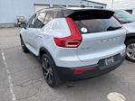 Used 2022 Volvo XC40 R-Design AWD, SUV for sale #RAW10815 - photo 6