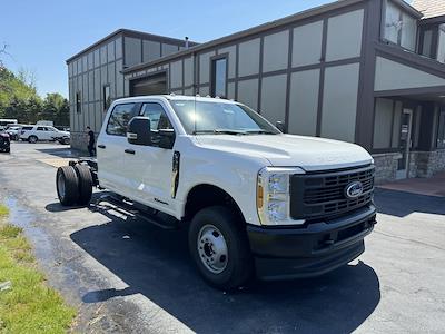 2024 Ford F-350 Crew Cab DRW 4x4, Cab Chassis for sale #24IC574 - photo 1