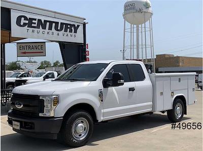 Used 2018 Ford F-350 XL Super Cab RWD, 8' Reading Classic II Aluminum Service Truck for sale #49656 - photo 1