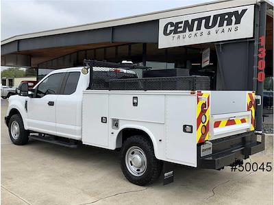 Used 2017 Ford F-250 XL Super Cab RWD, 8' Knapheide Service Truck for sale #50045 - photo 2