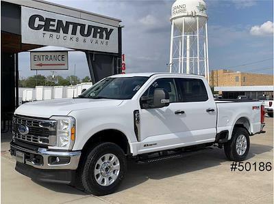 Used 2023 Ford F-250 XLT Crew Cab 4WD, Pickup for sale #50186 - photo 1