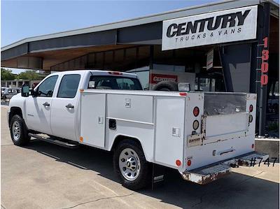 Used 2011 Chevrolet Silverado 3500 Work Truck Crew Cab 4WD, 8' ETI Service Truck for sale #747 - photo 2