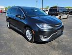 Used 2018 Chrysler Pacifica Touring L FWD, Minivan for sale #2242831 - photo 1