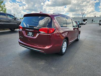 2018 Chrysler Pacifica FWD, Minivan for sale #45867P - photo 2