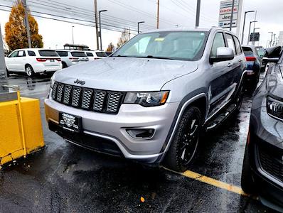 Used 2018 Jeep Grand Cherokee Altitude 4x4, SUV for sale #46507 - photo 1