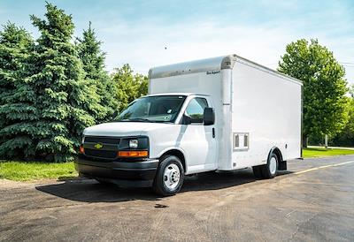 Used 2017 Chevrolet Express 3500 RWD, Box Truck for sale #17946 - photo 1