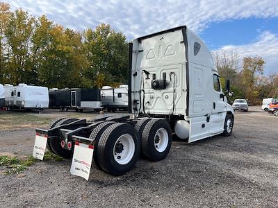 Used 2017 Freightliner Cascadia Sleeper Cab 6x4, Semi Truck for sale #18149 - photo 2