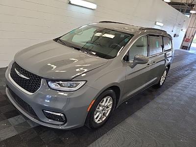 Used 2022 Chrysler Pacifica Touring L FWD, Minivan for sale #A2F-52726 - photo 1