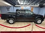 Used 2018 Nissan Frontier SV Crew Cab 4x4, Pickup for sale #A4F-35157 - photo 5