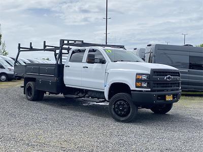 Used 2019 Chevrolet Silverado 5500 Work Truck Crew Cab 4x4, Contractor Truck for sale #245065P - photo 1
