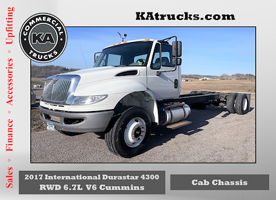 Used 2017 International DuraStar 4300 4x2, Cab Chassis for sale #167601 - photo 1