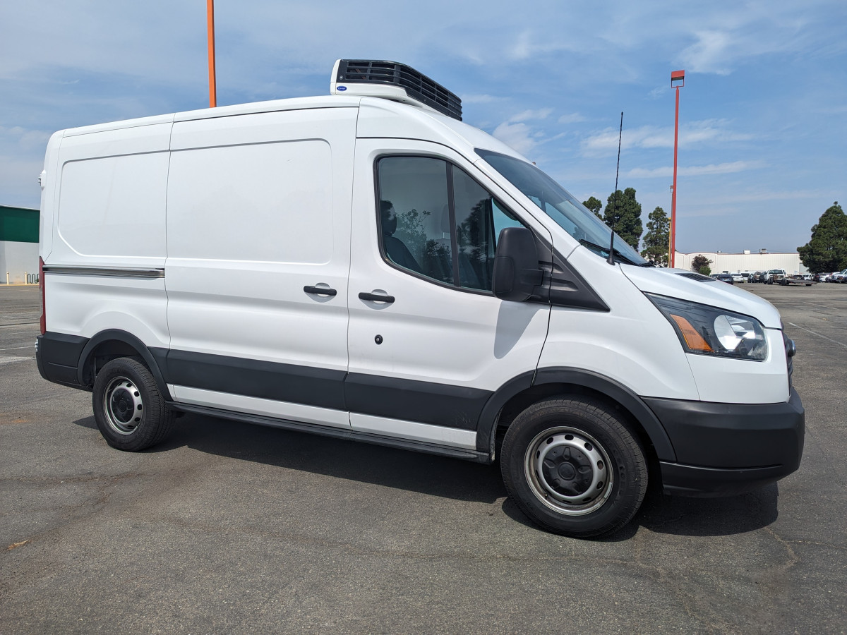 Ford transit 250 mid roof hot sale for sale