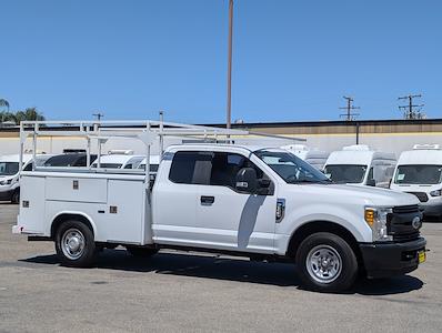 Used 2017 Ford F-350 Lariat Super Cab RWD, Service Truck for sale #D61431 - photo 1