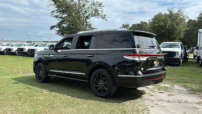 2022 Lincoln Navigator 4x4, SUV for sale #NEL11033 - photo 2