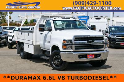 Used 2019 Chevrolet Silverado 5500 Work Truck Regular Cab 4x2, Contractor Truck for sale #52700 - photo 1