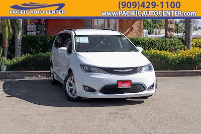 Used 2020 Chrysler Pacifica Touring L FWD, Minivan for sale #53237 - photo 1